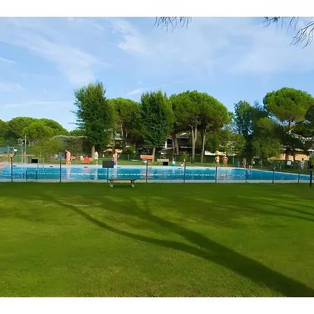 Cormor Y - Piscina Villa Bibione