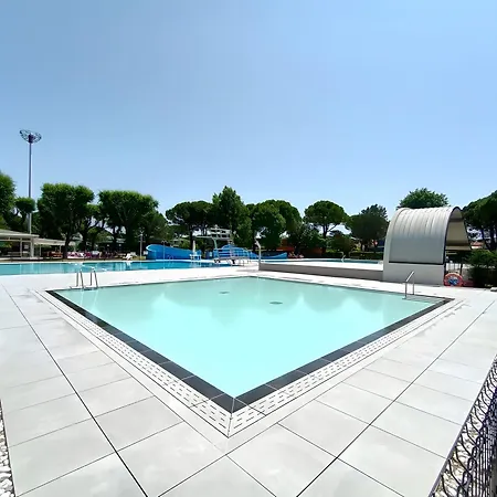 Cormor Y - Piscina Bibione